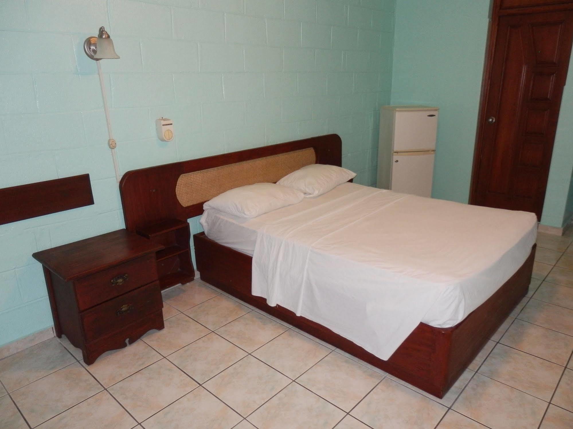 Hotel Garant & Suites Boca Chica Kültér fotó