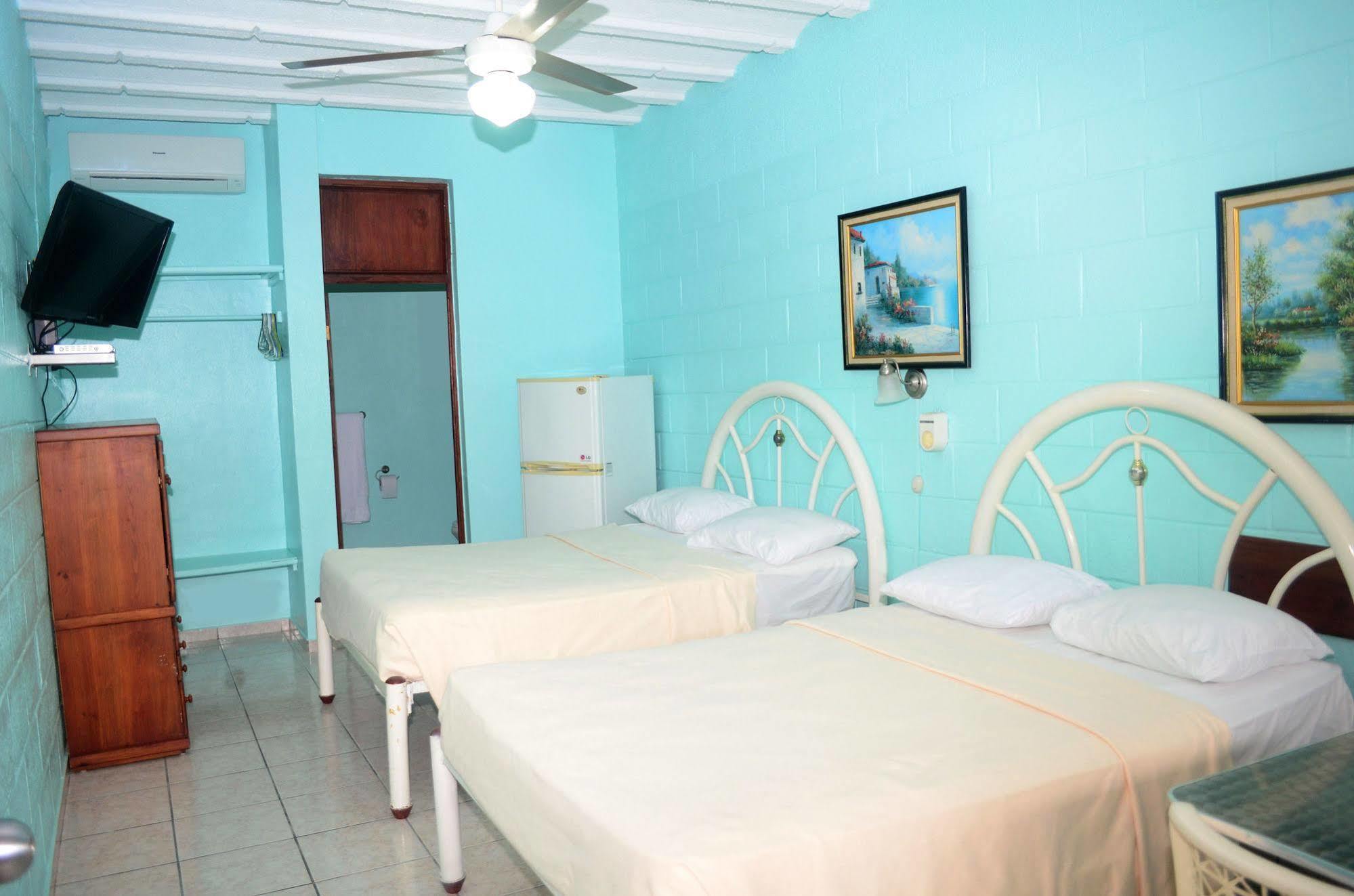 Hotel Garant & Suites Boca Chica Kültér fotó